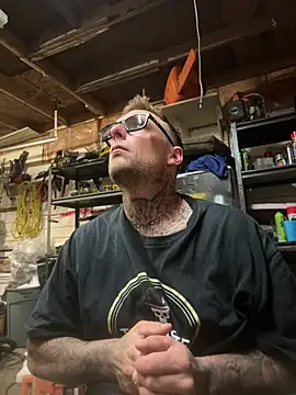 WIDBIGWHITECOCK online show from June 27, 4:28 am