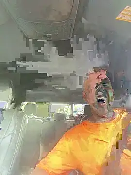 WIDBIGWHITECOCK online show from June 30, 9:27 pm