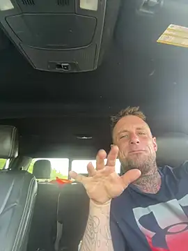 WIDBIGWHITECOCK online show from July 4, 1:17 pm