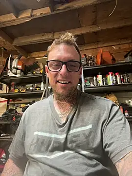 WIDBIGWHITECOCK online show from July 24, 4:32 am