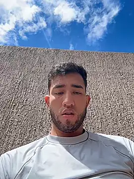 Snapshot of liam_bronw chatting on June 30, 3:57 pm liam bronw online show from June 30, 3:57 pm