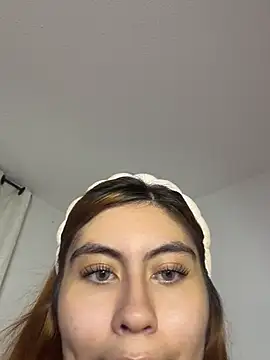 Snapshot of Stormi_th chatting on July 22, 2:36 am Stormi th online show from July 22, 2:36 am