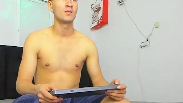 camilo model online show from May 3, 1:33 am