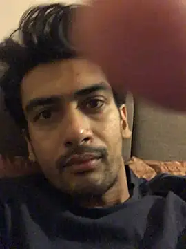 Snapshot of brown_leather chatting on March 28, 9:03 pm brown leather online show from March 28, 9:03 pm