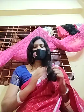 queenneha69 online show from May 7, 6:13 pm