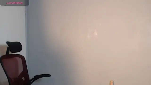 Naughty QueenXoXo online show from March 9, 11:09 pm