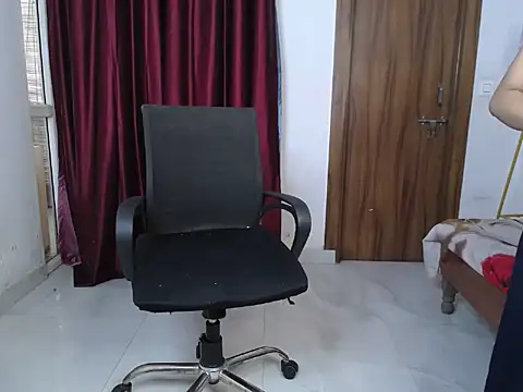 Loving crush69 online show from April 30, 6:42 am