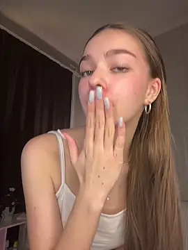 SkylineBliss online show from February 8, 8:34 pm