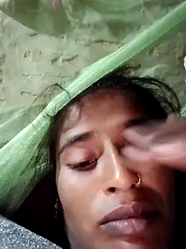 Jan 692 online show from March 15, 11:00 pm