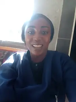 Snapshot of CocoButterxox chatting on June 12, 11:53 am CocoButterxox online show from June 12, 11:53 am