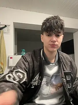 ravenryx online show from February 4, 3:40 pm