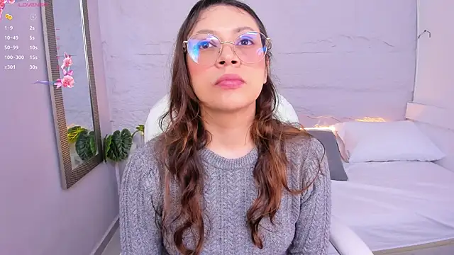 lanna 18  online show from June 18, 11:47 am