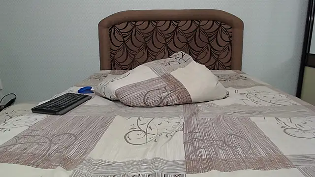 Snapshot of _Sweet_Dream_ chatting on February 4, 2:53 pm Sweet Dream online show from February 4, 2:53 pm
