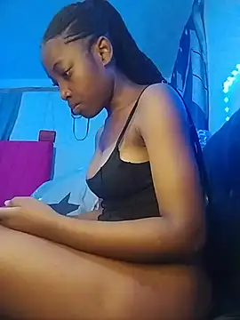 Snapshot of smily_sophia chatting on May 30, 8:11 am smily sophia online show from May 30, 8:11 am