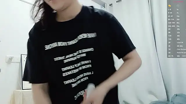 sunny-ly online show from April 26, 2:26 pm