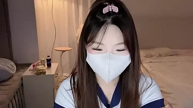 Snapshot of _xiaoxinxin_ chatting on June 29, 12:27 pm xiaoxinxin online show from June 29, 12:27 pm