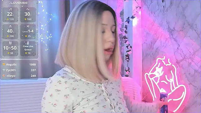 Necucubi02 online show from January 19, 7:45 am