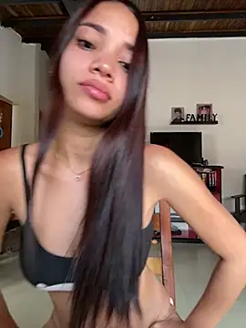 alice  cat online show from February 4, 2:01 pm