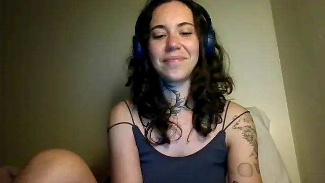 Dirty Pink online show from March 2, 9:54 pm