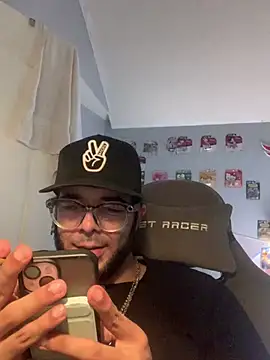 Snapshot of PRBoricua787 chatting on July 7, 11:53 pm PRBoricua787 online show from July 7, 11:53 pm