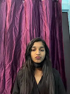 HotxAnamika online show from February 9, 9:35 am