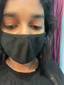 HotxAnamika online show from February 19, 9:05 am