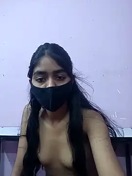 HotxMuskan online show from March 11, 3:23 am