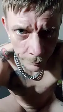 Snapshot of Der_Schoene_Penis chatting on March 13, 2:18 am Der Schoene Penis online show from March 13, 2:18 am