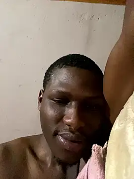 Snapshot of kwandero1234 chatting on January 9, 1:52 am kwandero1234 online show from January 9, 1:52 am