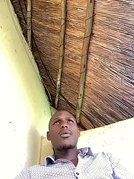 Snapshot of kwandero1234 chatting on January 11, 2:33 pm kwandero1234 online show from January 11, 2:33 pm