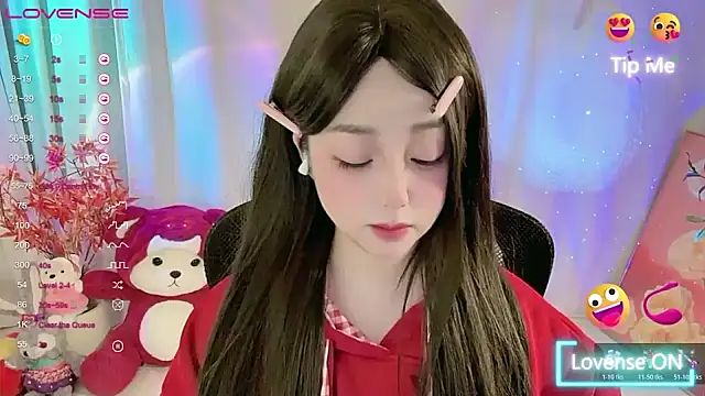 Snapshot of CLaire-5 chatting on March 10, 10:09 am CLaire-5 online show from March 10, 10:09 am