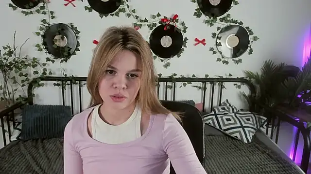 ScarletMarney online show from March 14, 3:12 am