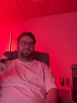 Snapshot of Dominic2295 chatting on January 16, 6:12 pm Dominic2295 online show from January 16, 6:12 pm