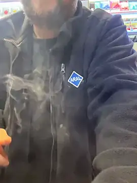 Snapshot of Dominic2295 chatting on February 12, 5:46 am Dominic2295 online show from February 12, 5:46 am