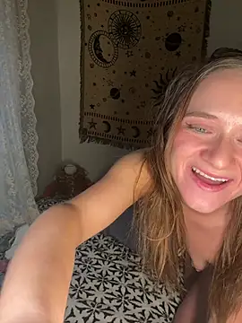 teenyblossom online show from February 22, 9:46 pm