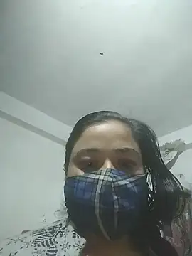 momo loves online show from February 15, 3:31 pm