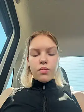 AshleyMur online show from June 29, 4:41 am