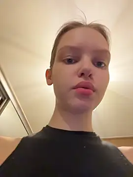 AshleyMur online show from July 1, 6:37 am