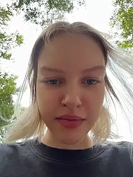 AshleyMur online show from July 28, 5:03 am