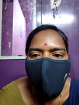 Tamil Hot Divya online show from March 9, 9:41 pm