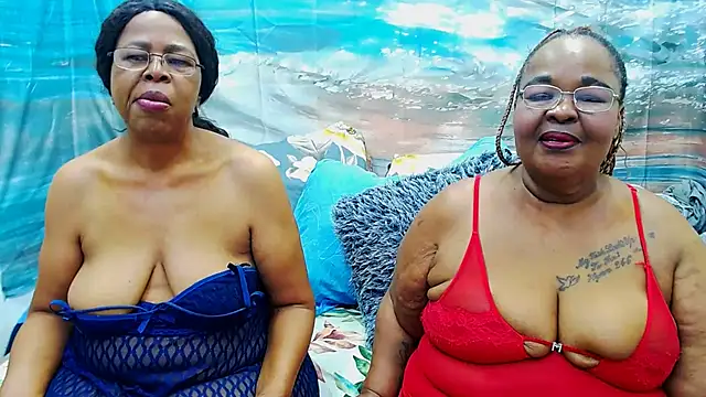 Snapshot of SEXY_MATURExx chatting on July 16, 5:41 pm SEXY MATURExx online show from July 16, 5:41 pm