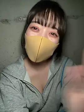 Snapshot of minami_room chatting on June 30, 1:01 pm minami room online show from June 30, 1:01 pm