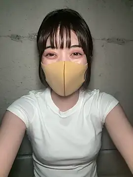 Snapshot of minami_room chatting on July 18, 12:53 pm minami room online show from July 18, 12:53 pm