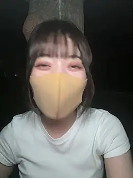 Snapshot of minami_room chatting on August 7, 12:40 pm minami room online show from August 7, 12:40 pm