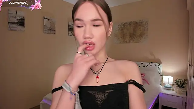 SweetNova  online show from February 7, 9:35 am