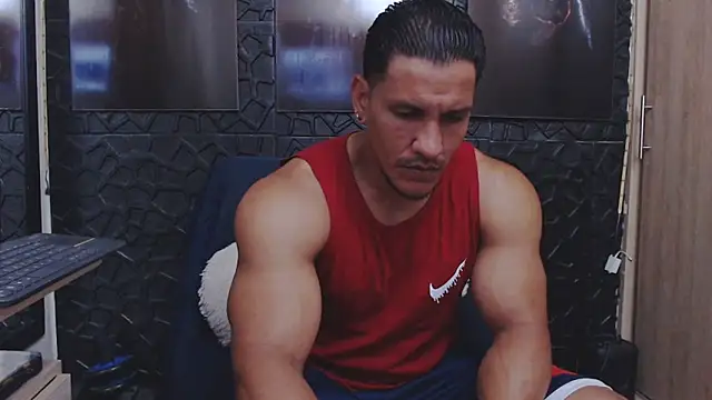 viktor herrera online show from April 28, 2:38 am