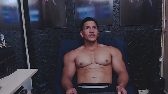 viktor herrera online show from May 2, 8:36 pm