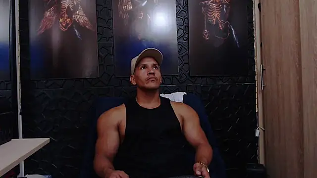 viktor herrera online show from June 10, 3:33 pm