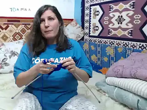 Adelinemilf online show from January 14, 10:54 am