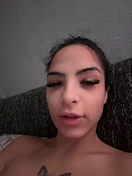 Evelin199 online show from May 13, 6:44 am